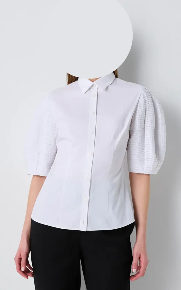 نمای روبرو شومیز زنانه آستین کوتاه پفی IPEKYOL